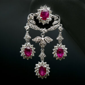 گوشواره جواهر شرابه ای