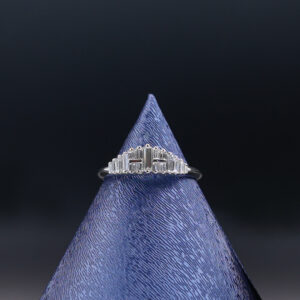 انگشتر جواهر