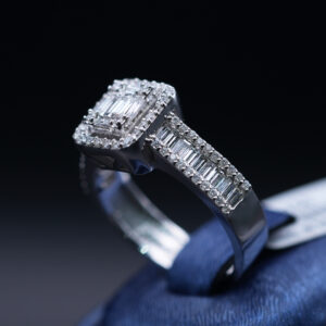 انگشتر جواهر