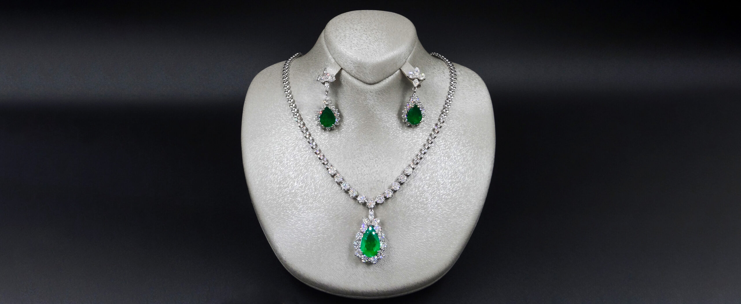 ترکیب سنگ های ارزشمند با طلا