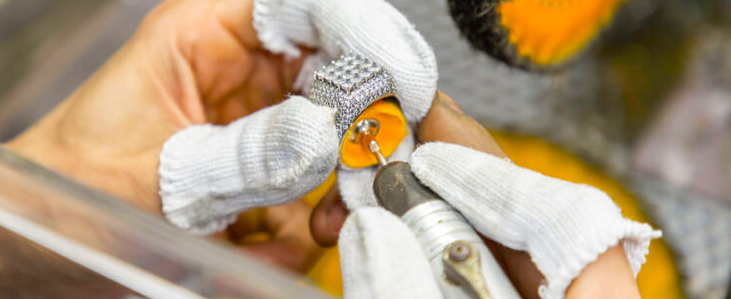 روش‌های حرفه‌ای برای جرم گیری طلا