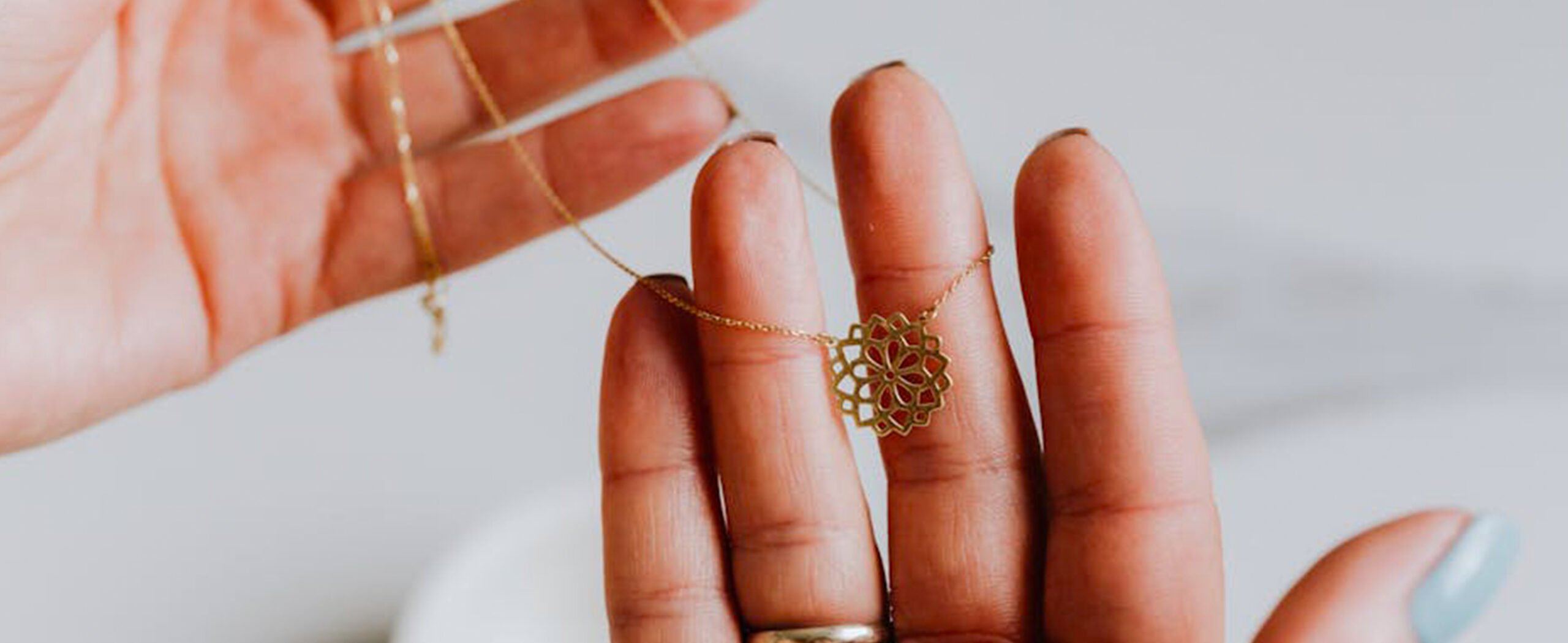 اجرت نقطه ضعف جواهرات