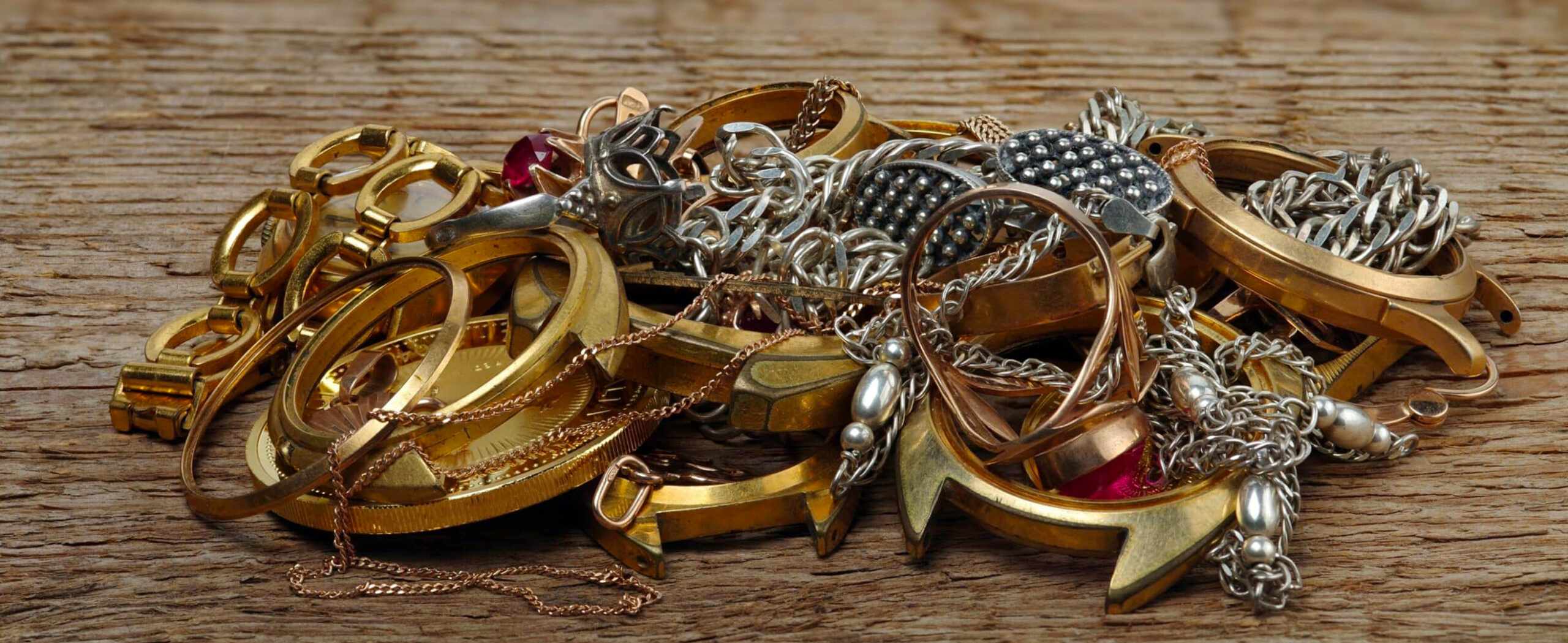 از بین رفتن جواهرات طلا