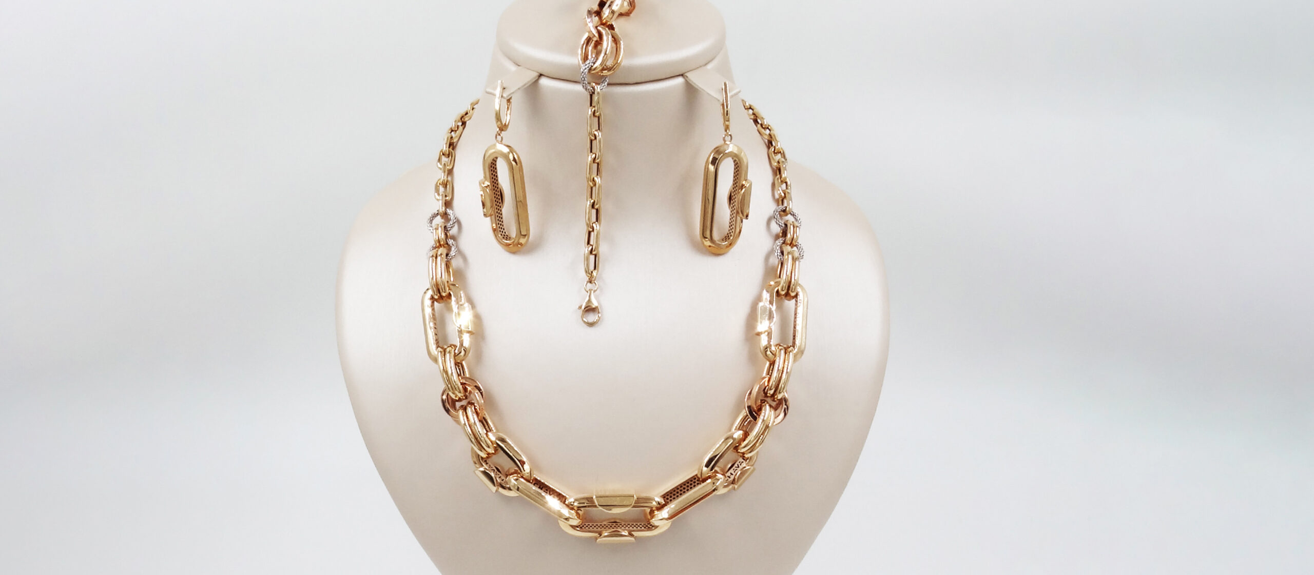 خرید سرویس طلا ترند